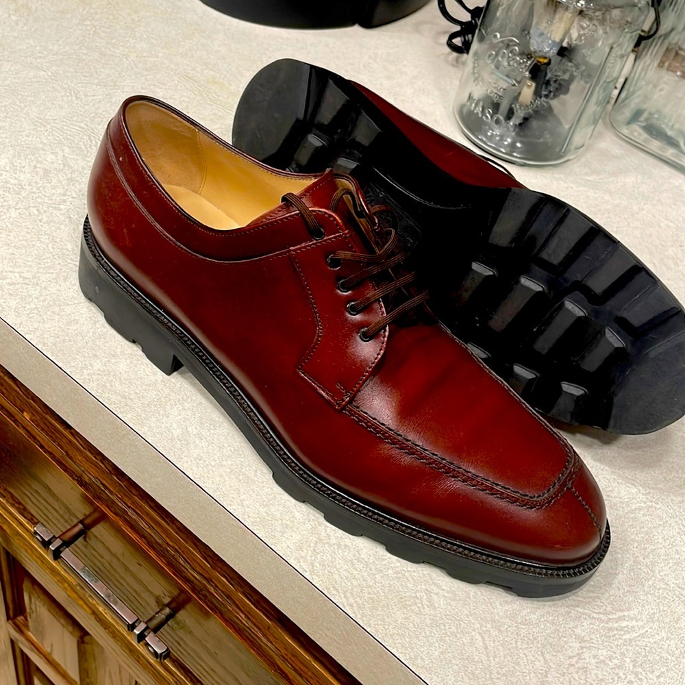 Salvatore Ferragamo MenDarby worn one time in new condition